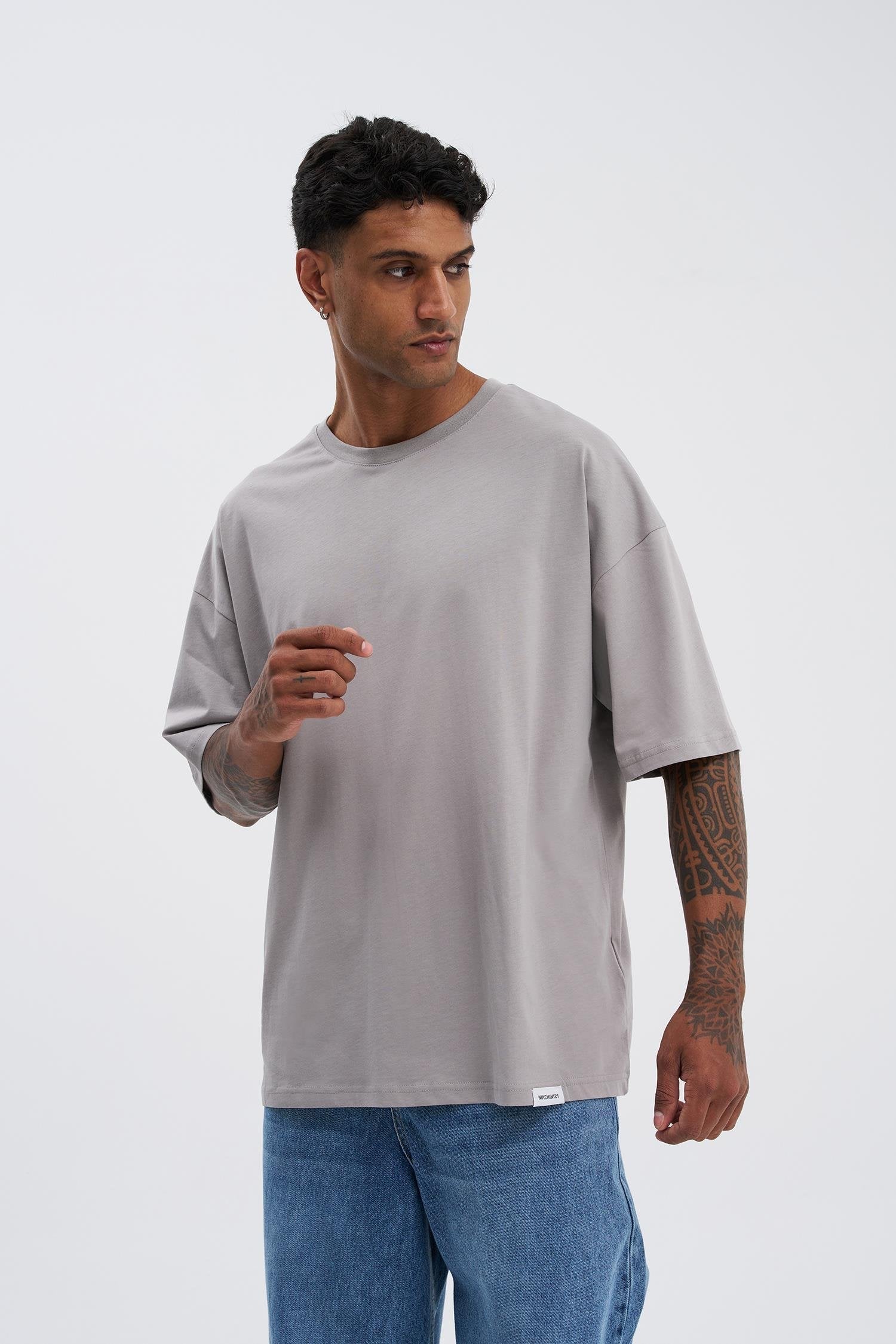 Oversize Giyim: Rahatlığın Yeni Duruşu